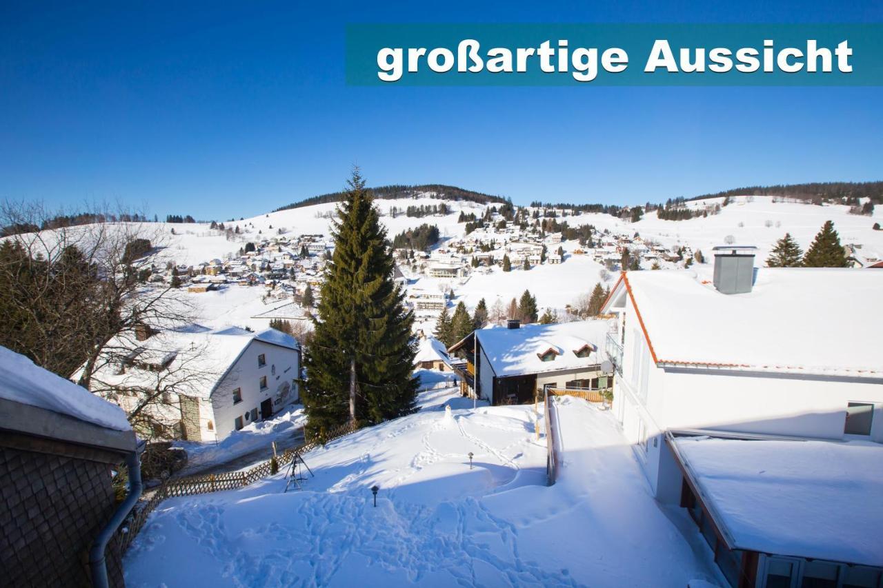 Wohlfuehl-Ferienwohnung 80 Qm, 8 Personen, Aussicht & Heimkino Todtnau Ngoại thất bức ảnh